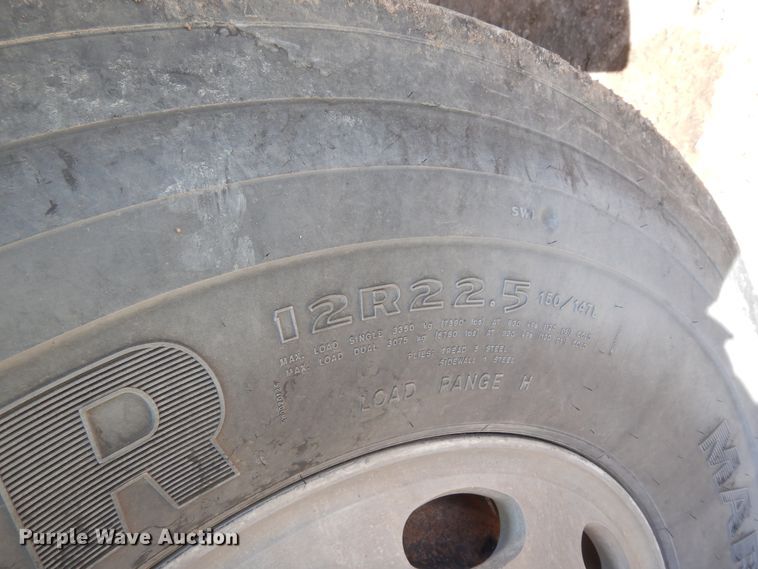 image for item DK0230 2008 Peterbilt 386  water truck