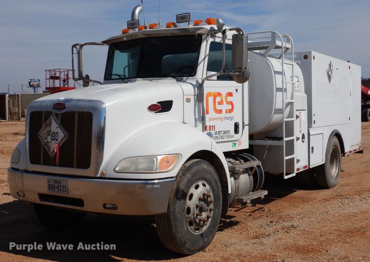 image for item DK0234 2014 Peterbilt 337  fuel / lube truck