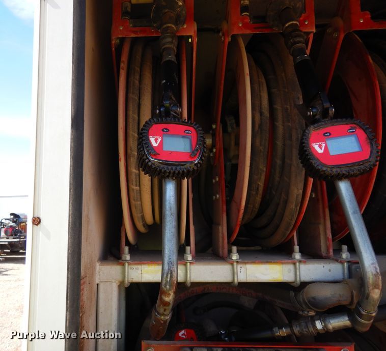 image for item DK0234 2014 Peterbilt 337  fuel / lube truck