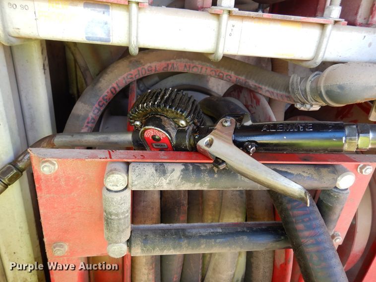 image for item DK0234 2014 Peterbilt 337  fuel / lube truck