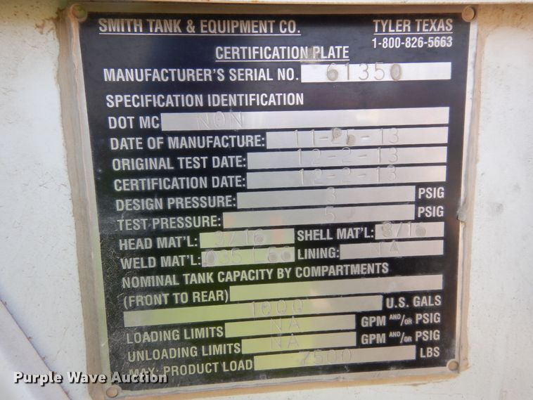 image for item DK0234 2014 Peterbilt 337  fuel / lube truck