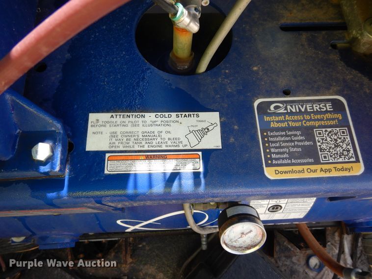 image for item DK0234 2014 Peterbilt 337  fuel / lube truck