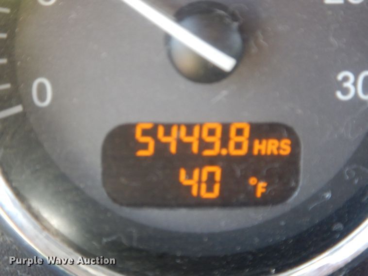 image for item DK0234 2014 Peterbilt 337  fuel / lube truck