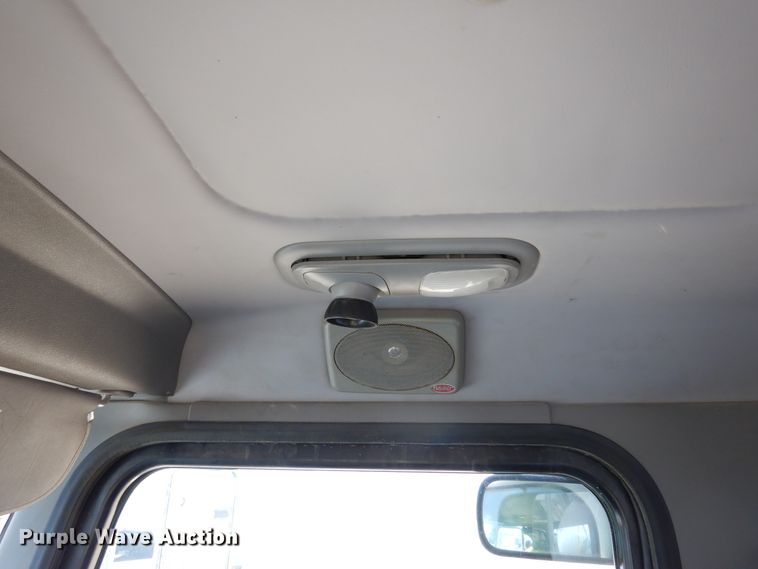 image for item DK0234 2014 Peterbilt 337  fuel / lube truck