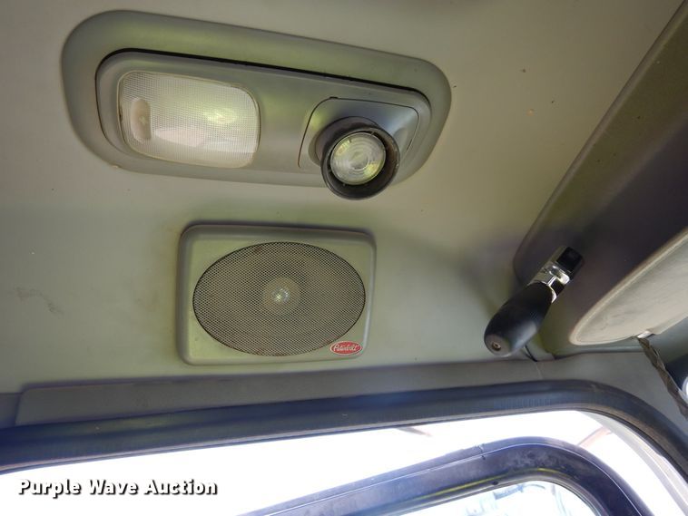 image for item DK0234 2014 Peterbilt 337  fuel / lube truck