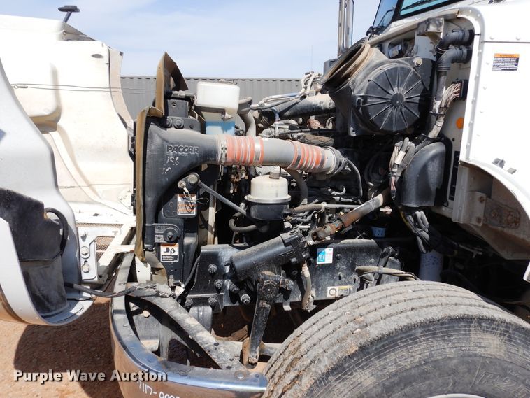 image for item DK0234 2014 Peterbilt 337  fuel / lube truck