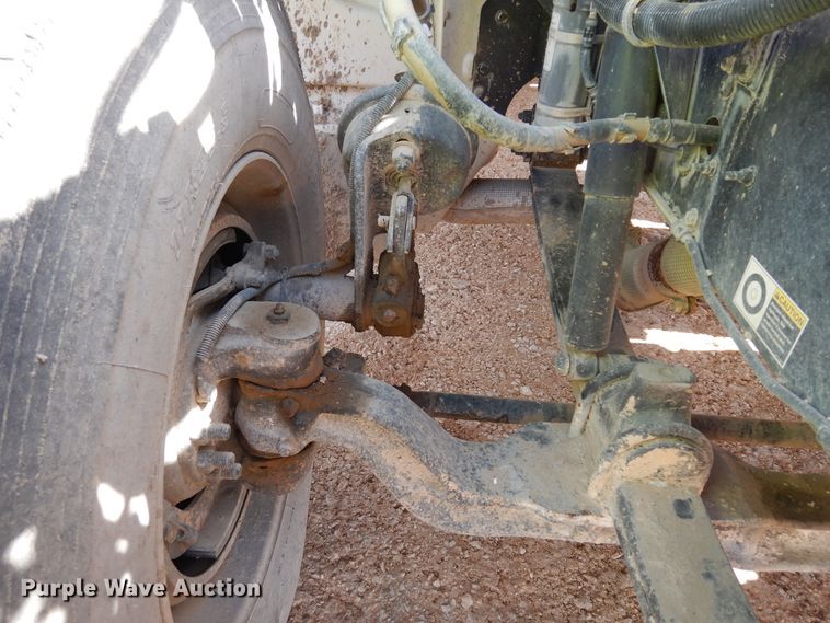 image for item DK0234 2014 Peterbilt 337  fuel / lube truck