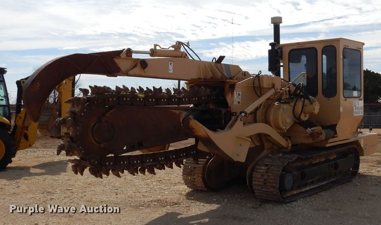 image for item DK0240 2004 Tesmec TRS900 EXT  trencher