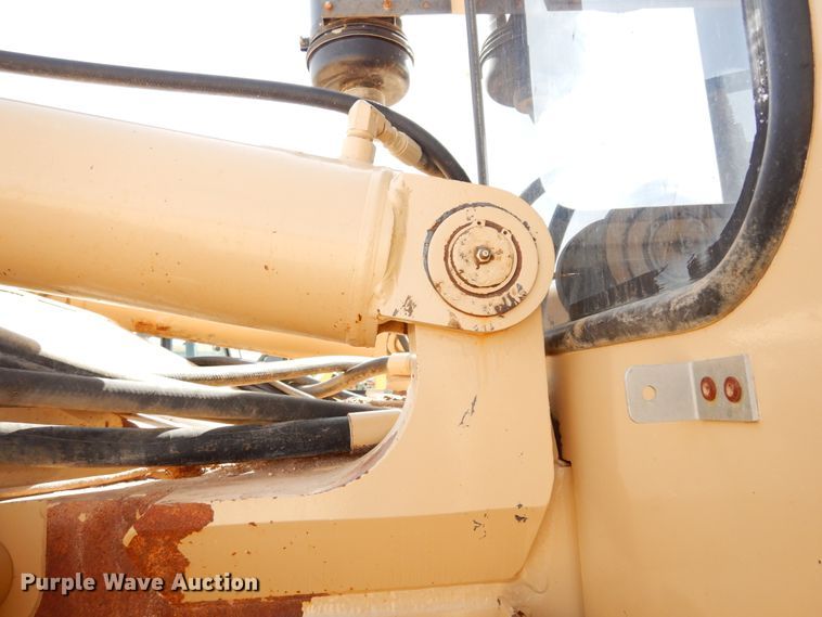 image for item DK0240 2004 Tesmec TRS900 EXT  trencher