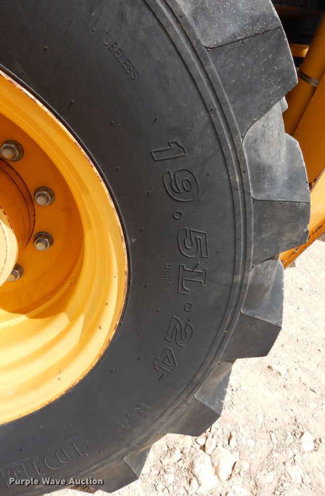 image for item DK0242 2013 John Deere 310SK  backhoe