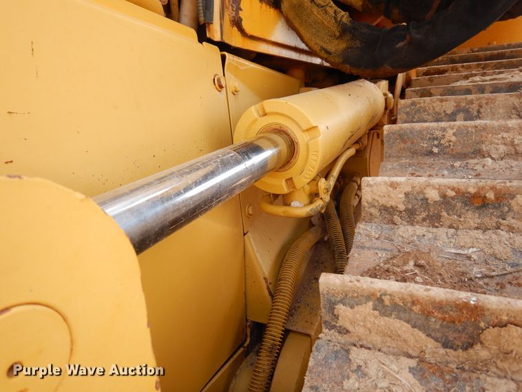 image for item DK0243 2006 Caterpillar D5N XL  pipelayer