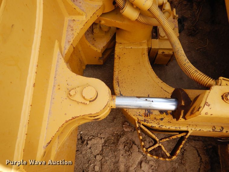 image for item DK0243 2006 Caterpillar D5N XL  pipelayer