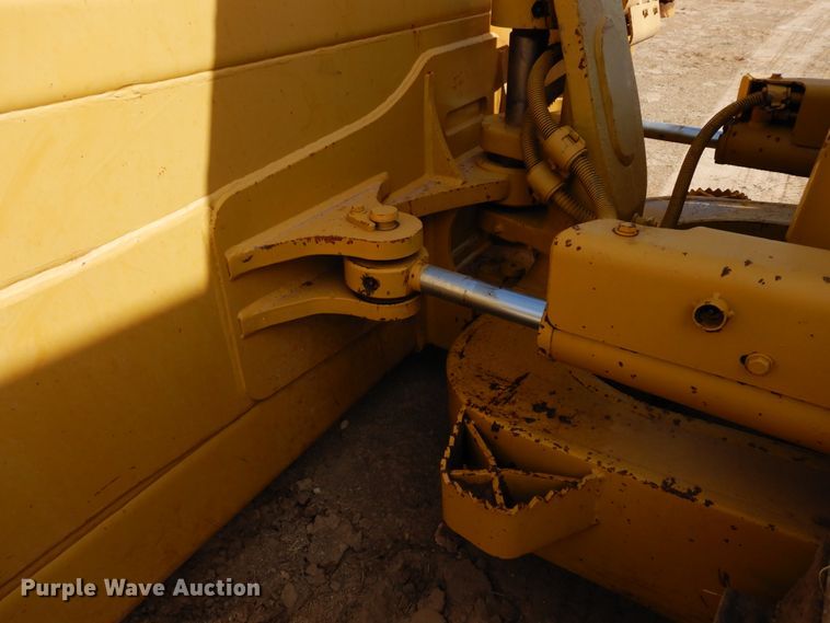 image for item DK0243 2006 Caterpillar D5N XL  pipelayer