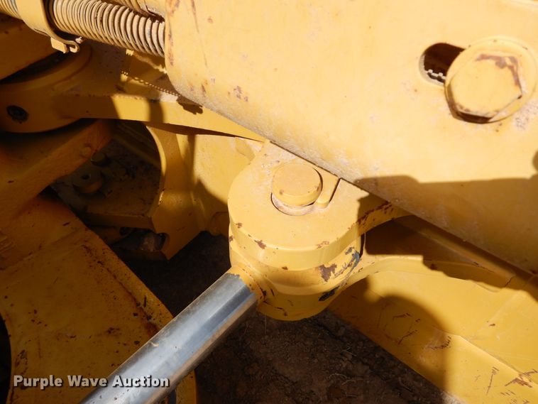 image for item DK0243 2006 Caterpillar D5N XL  pipelayer