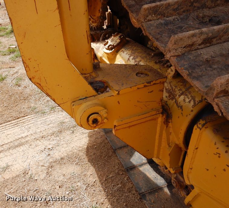 image for item DK0243 2006 Caterpillar D5N XL  pipelayer