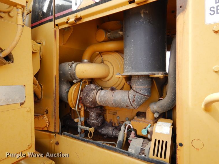 image for item DK0243 2006 Caterpillar D5N XL  pipelayer