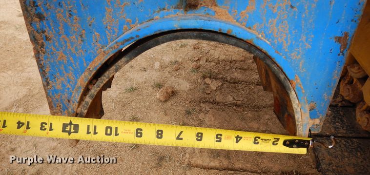 image for item DK0243 2006 Caterpillar D5N XL  pipelayer