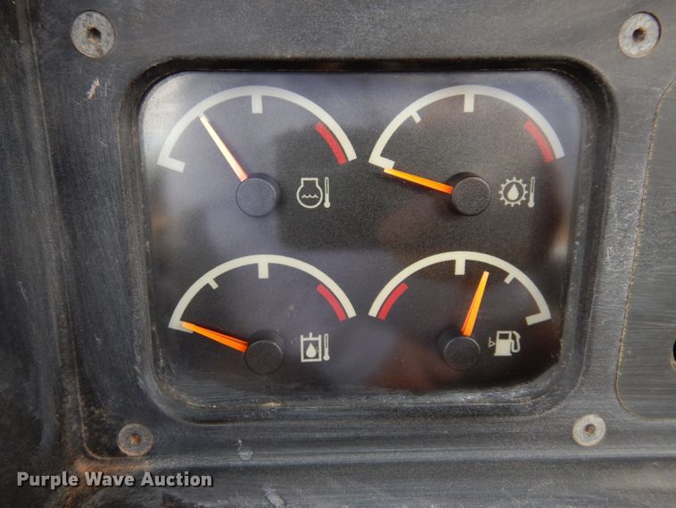 image for item DK0243 2006 Caterpillar D5N XL  pipelayer