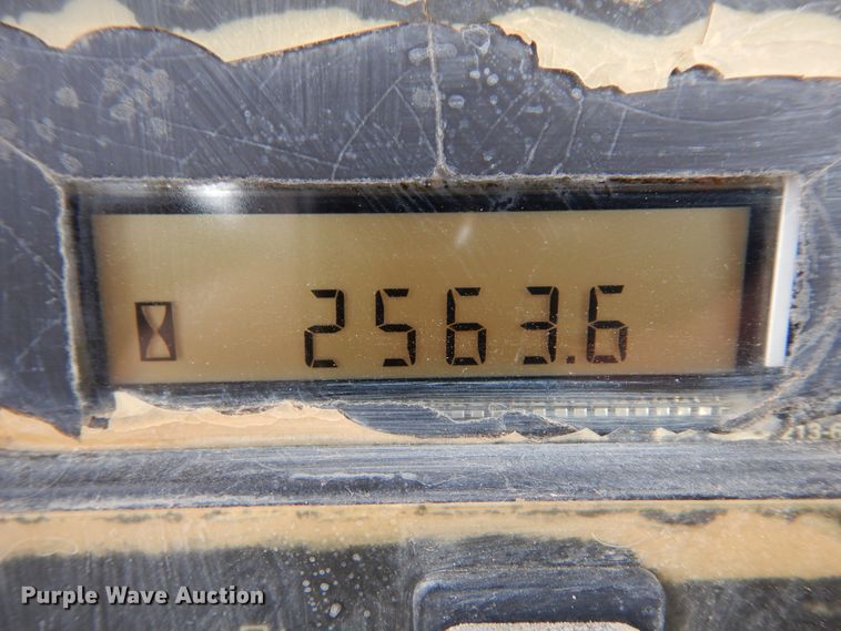 image for item DK0243 2006 Caterpillar D5N XL  pipelayer