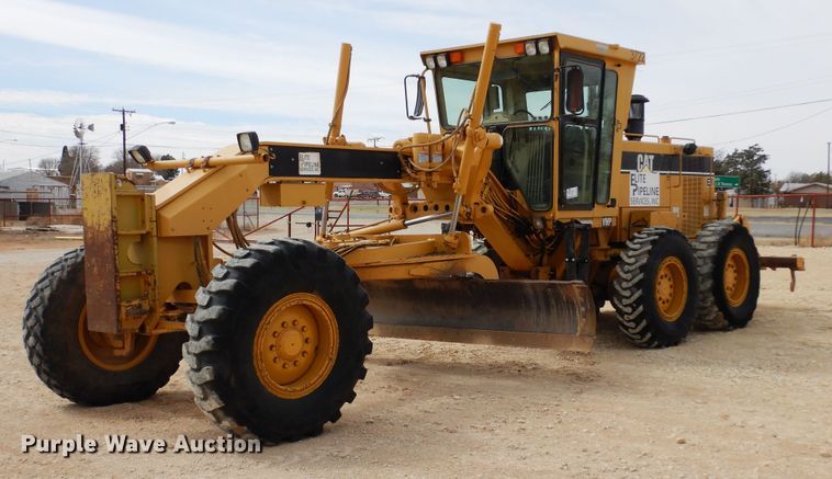 image for item DK0244 2002 Caterpillar 140H  motor grader