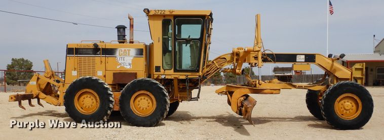 image for item DK0244 2002 Caterpillar 140H  motor grader