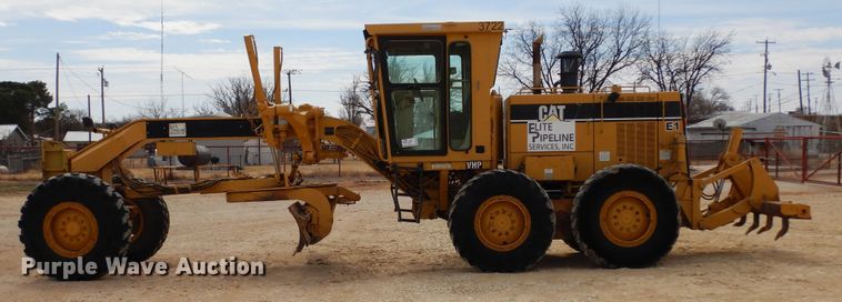 image for item DK0244 2002 Caterpillar 140H  motor grader