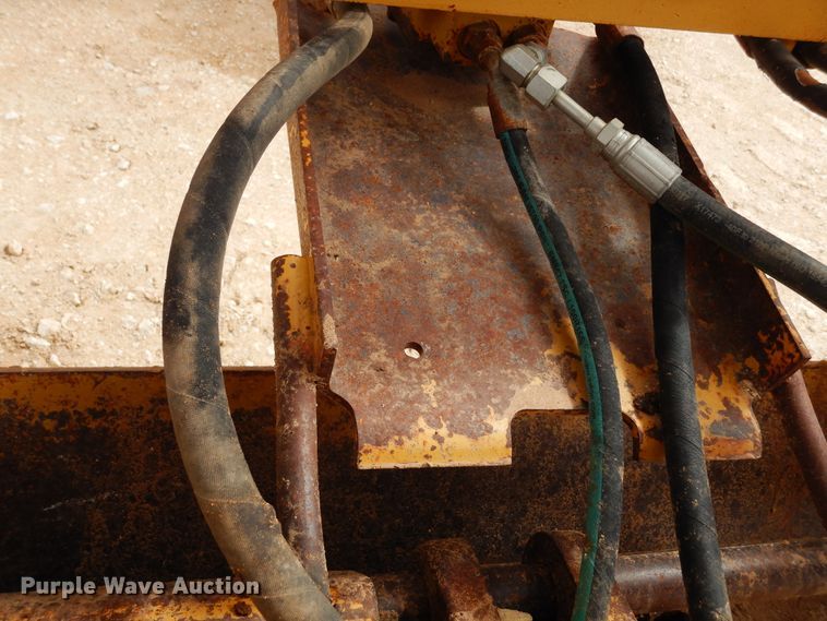 image for item DK0244 2002 Caterpillar 140H  motor grader