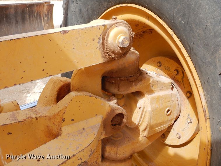 image for item DK0244 2002 Caterpillar 140H  motor grader