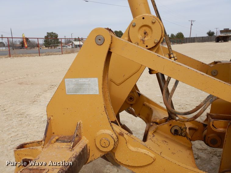 image for item DK0244 2002 Caterpillar 140H  motor grader