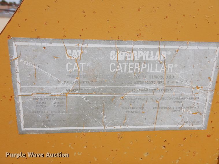 image for item DK0244 2002 Caterpillar 140H  motor grader