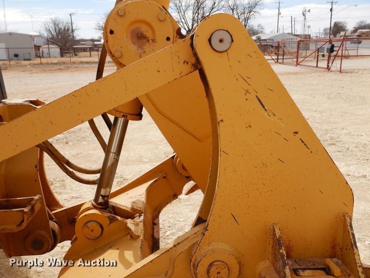 image for item DK0244 2002 Caterpillar 140H  motor grader