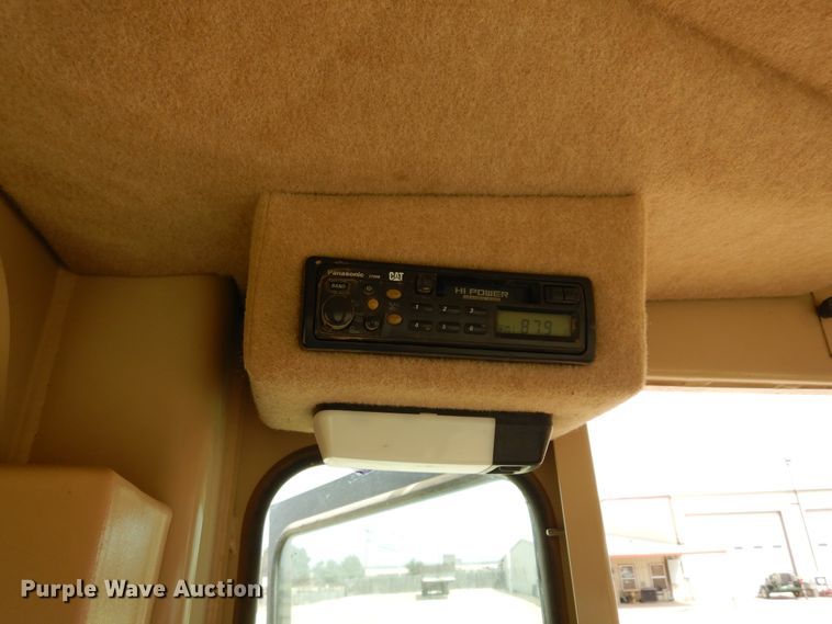 image for item DK0244 2002 Caterpillar 140H  motor grader