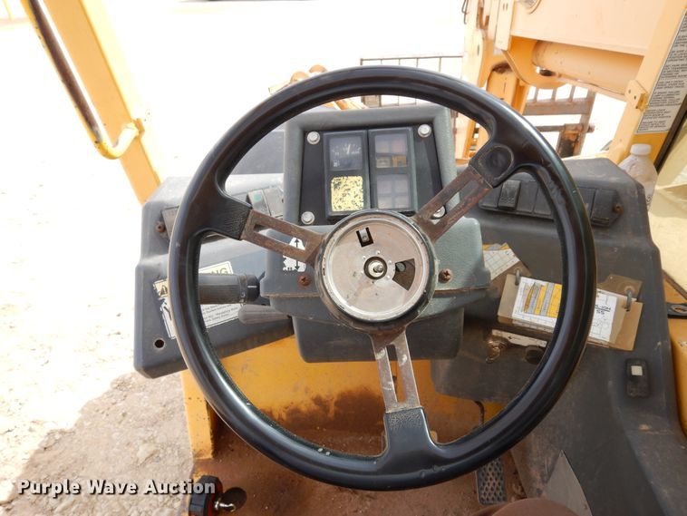 image for item DK0245 2004 Gehl DL-10H telehandler