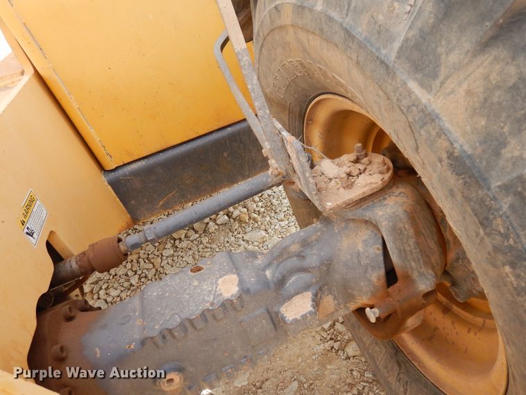 image for item DK0245 2004 Gehl DL-10H telehandler