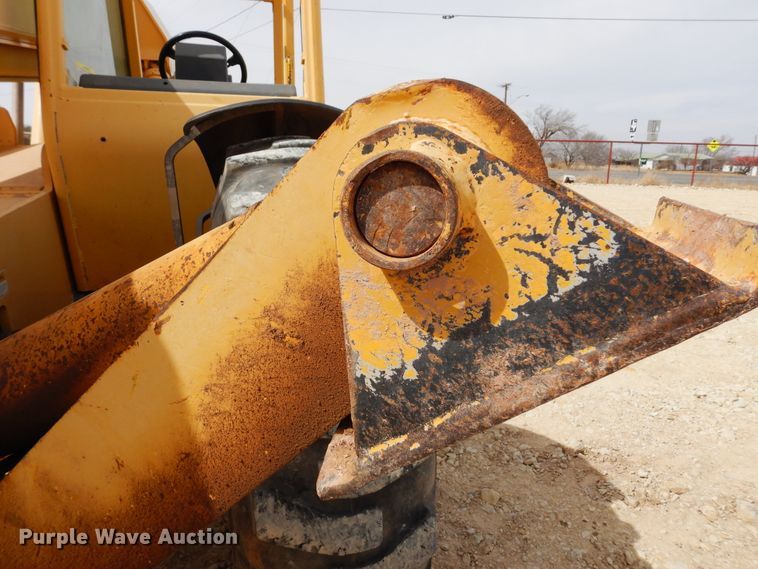 image for item DK0245 2004 Gehl DL-10H telehandler