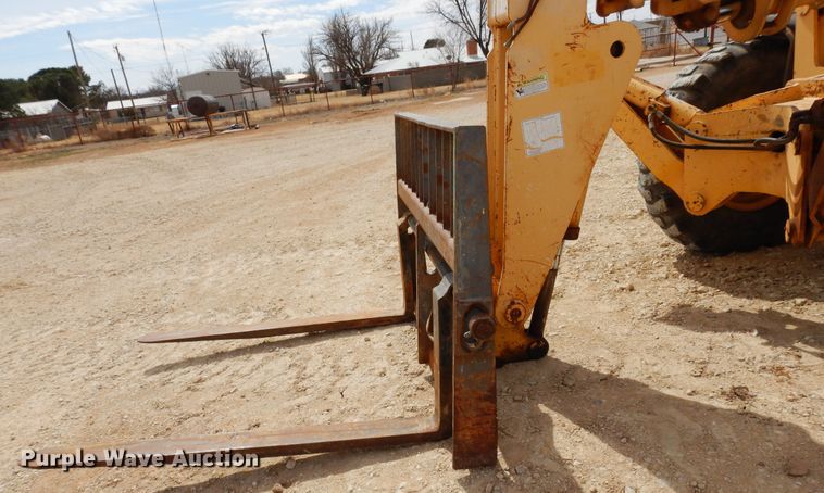 image for item DK0245 2004 Gehl DL-10H telehandler