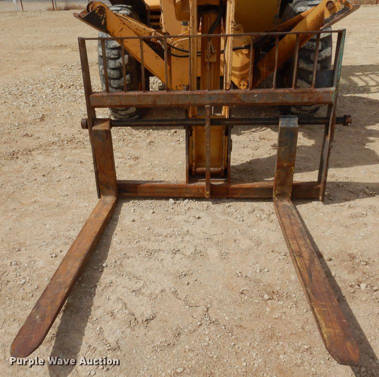 image for item DK0245 2004 Gehl DL-10H telehandler