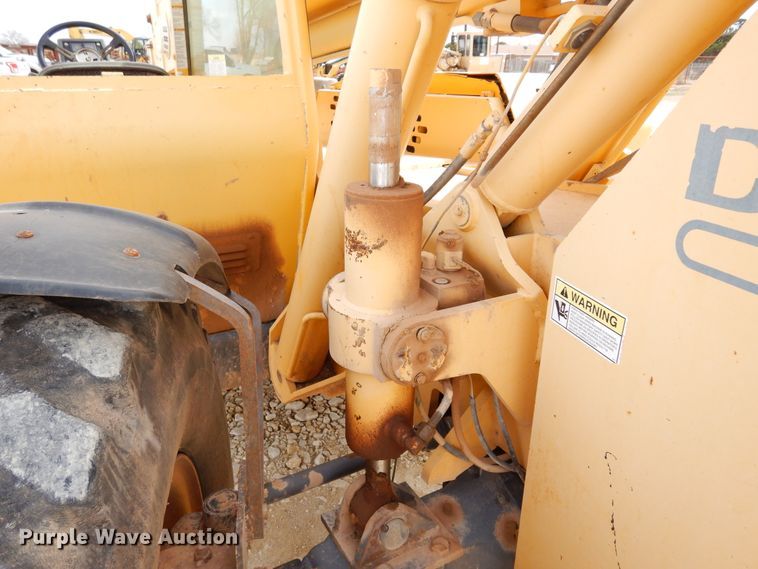 image for item DK0245 2004 Gehl DL-10H telehandler