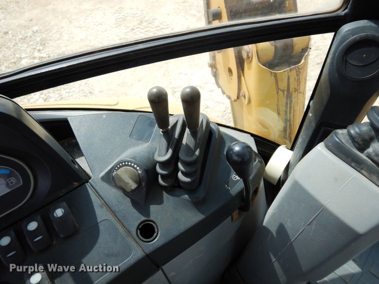 image for item DK0246 2013 Caterpillar 420F  backhoe