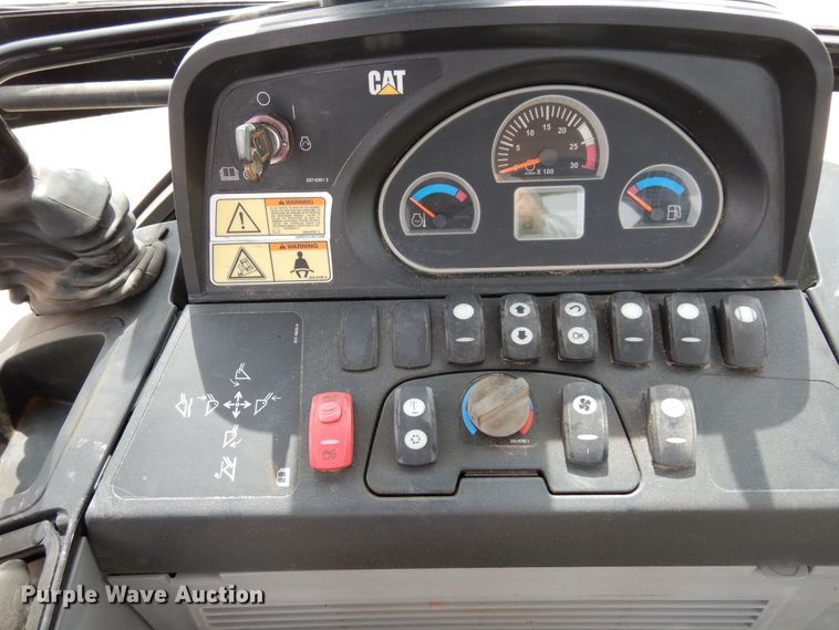 image for item DK0246 2013 Caterpillar 420F  backhoe