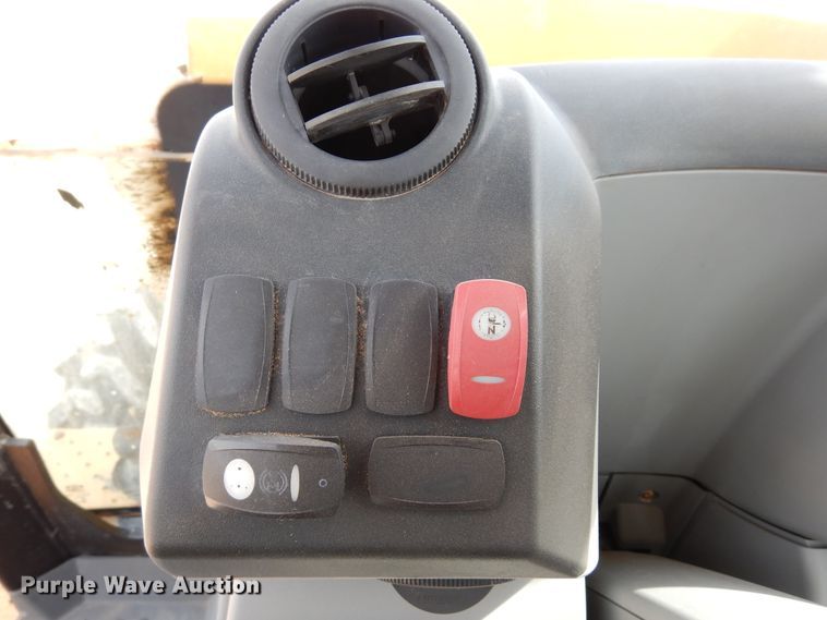 image for item DK0246 2013 Caterpillar 420F  backhoe