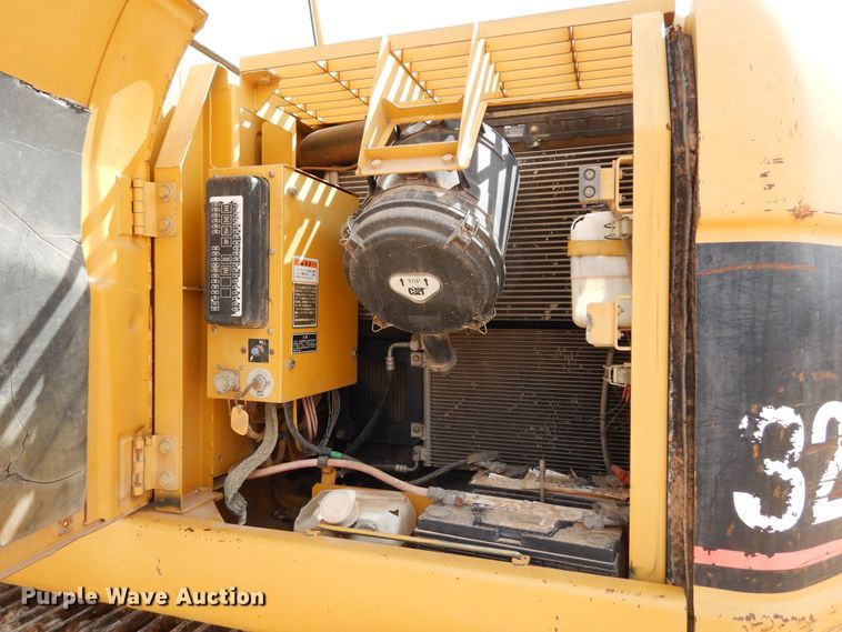 image for item DK0249 Caterpillar 320C  excavator