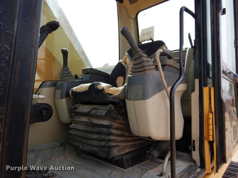 image for item DK0249 Caterpillar 320C  excavator