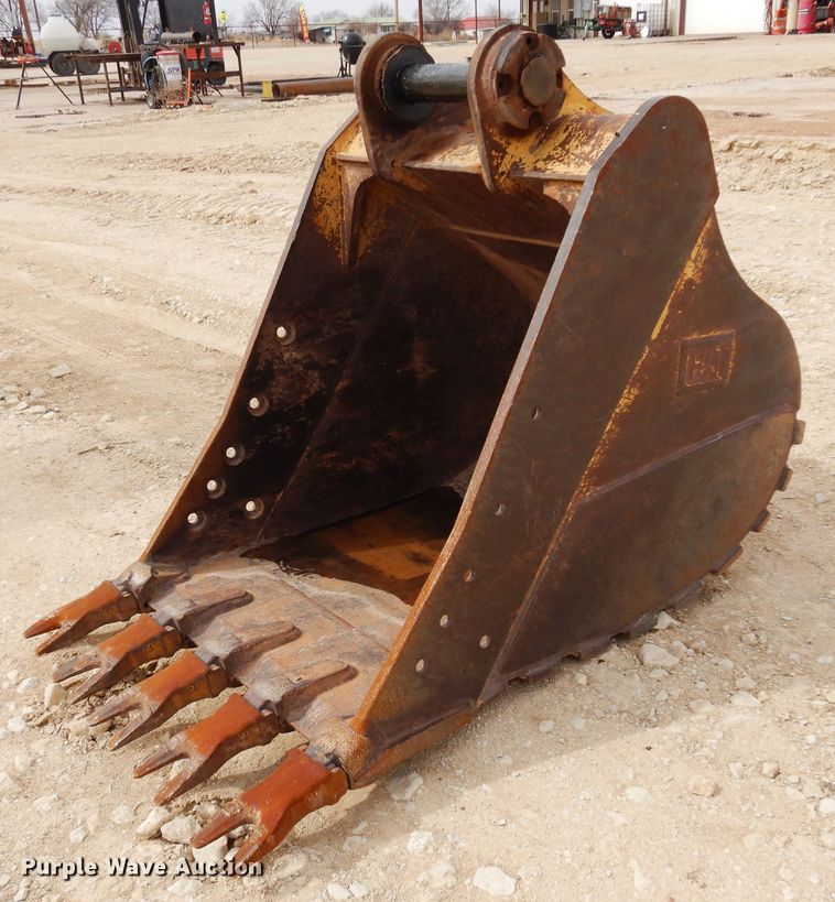 image for item DK0250 Caterpillar  41" W excavator bucket