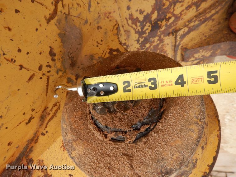 image for item DK0250 Caterpillar  41" W excavator bucket