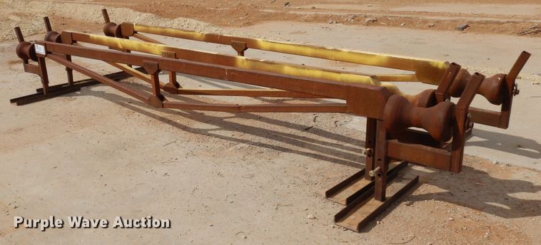 image for item DK0251 (3) poly pipe horse