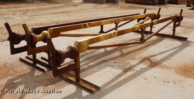 image for item DK0251 (3) poly pipe horse