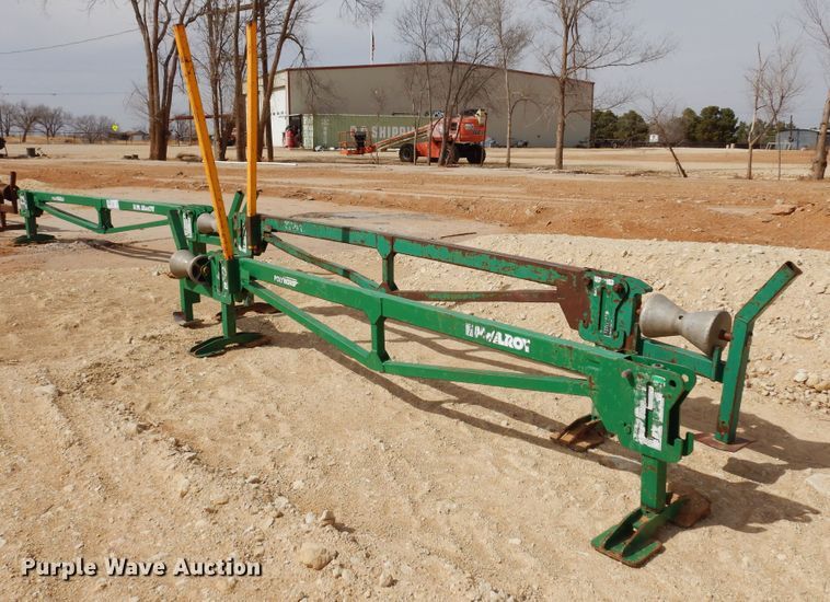 image for item DK0252 (4) McElroy poly pipe horses