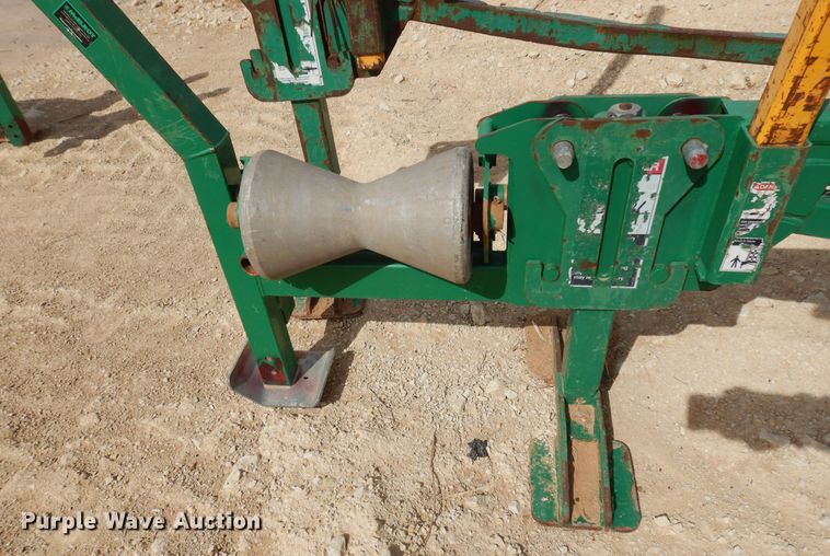 image for item DK0252 (4) McElroy poly pipe horses