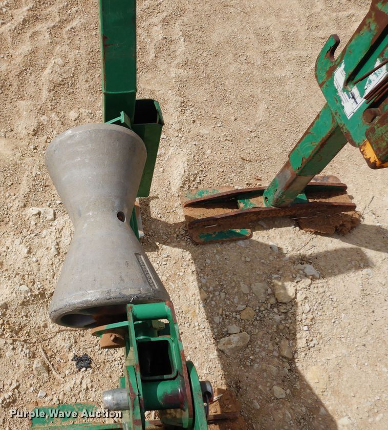 image for item DK0252 (4) McElroy poly pipe horses